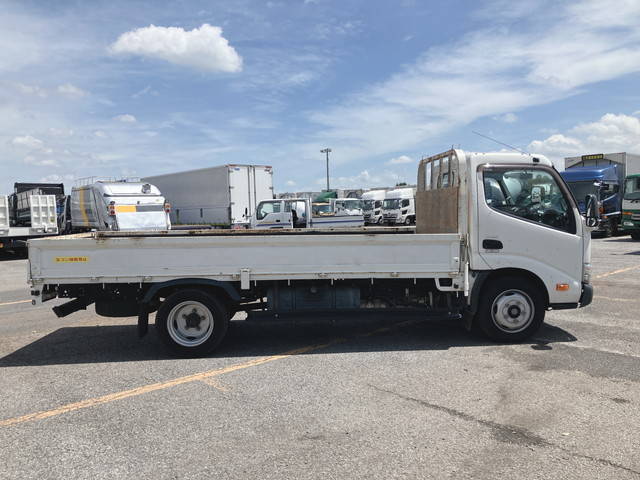 日野デュトロ平ボディ小型（2t・3t）[写真06]