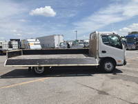 日野デュトロ平ボディ小型（2t・3t）[写真08]