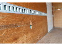 いすゞエルフパネルバン小型（2t・3t）[写真15]