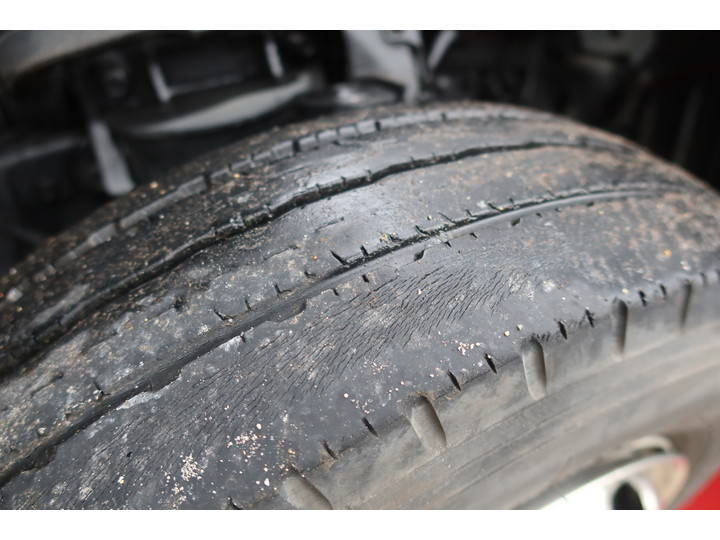 いすゞエルフパネルバン小型（2t・3t）[写真19]