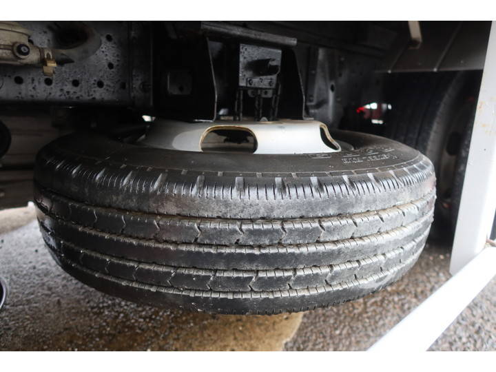 いすゞエルフパネルバン小型（2t・3t）[写真21]