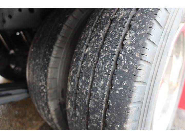 いすゞエルフパネルバン小型（2t・3t）[写真24]