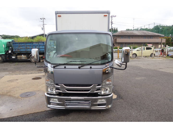 いすゞエルフパネルバン小型（2t・3t）[写真03]