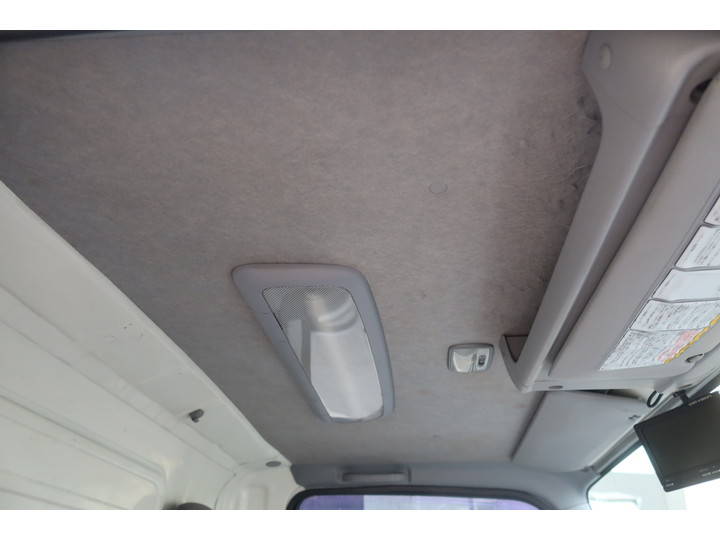 いすゞエルフパネルバン小型（2t・3t）[写真31]