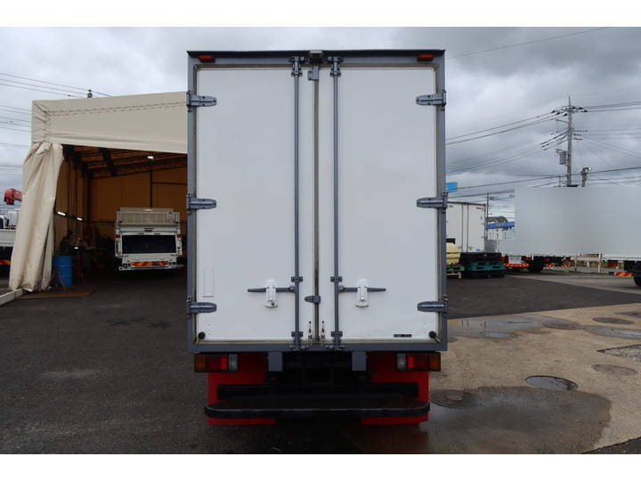 いすゞエルフパネルバン小型（2t・3t）[写真05]