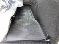 三菱ふそうキャンターダブルキャブ（Wキャブ）小型（2t・3t）[写真14]