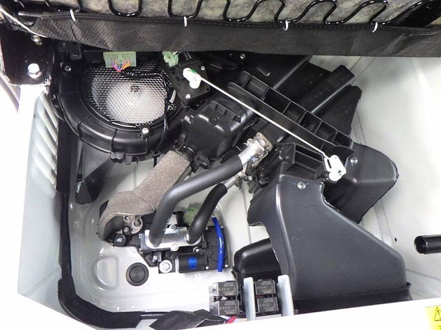 三菱ふそうキャンターダブルキャブ（Wキャブ）小型（2t・3t）[写真15]