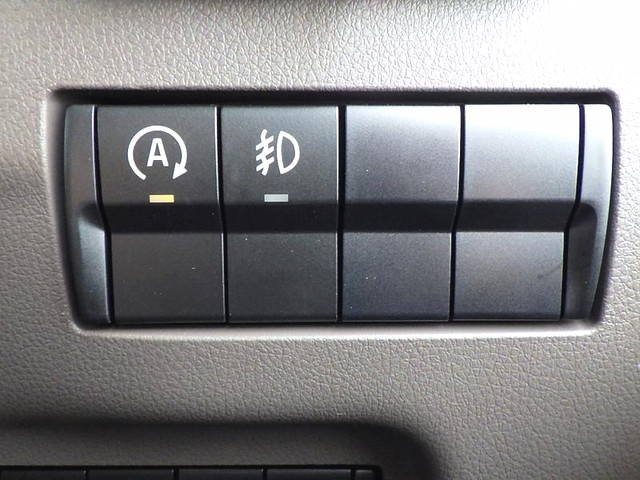 三菱ふそうキャンターダブルキャブ（Wキャブ）小型（2t・3t）[写真28]