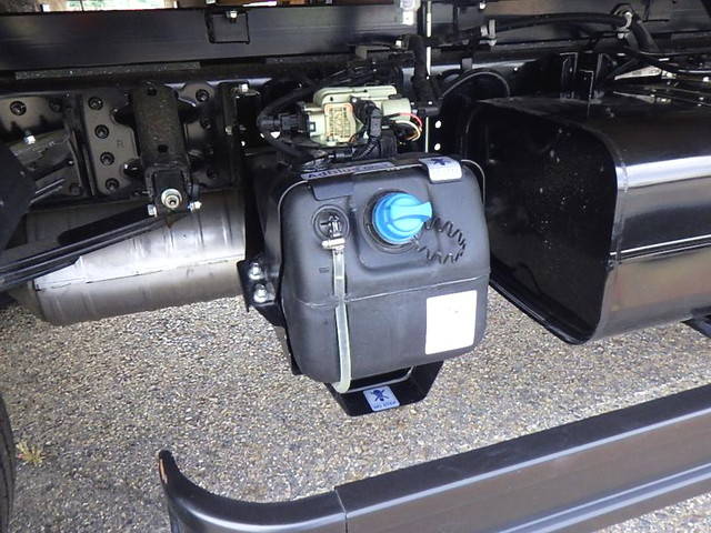 三菱ふそうキャンターアルミブロック小型（2t・3t）[写真23]