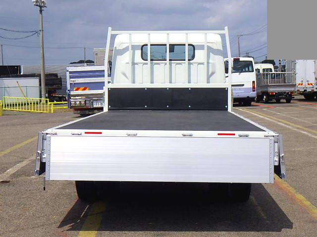 三菱ふそうキャンターアルミブロック小型（2t・3t）[写真06]