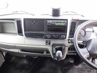 三菱ふそうキャンターアルミブロック小型（2t・3t）[写真13]