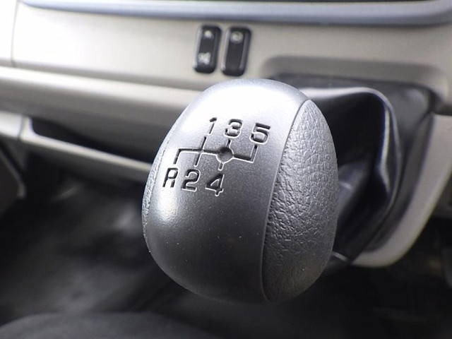 三菱ふそうキャンターアルミブロック小型（2t・3t）[写真14]