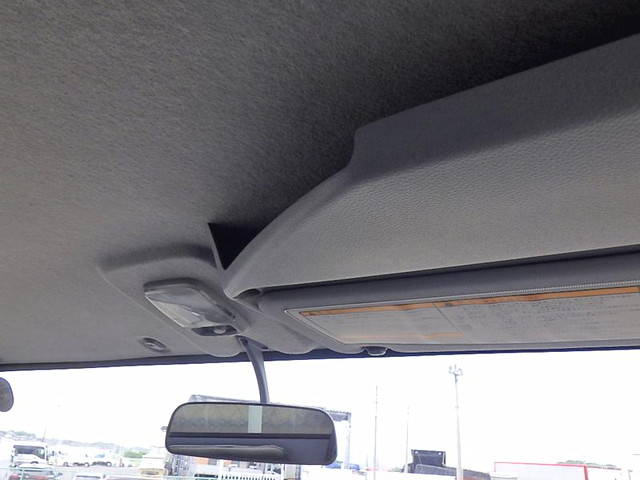 三菱ふそうキャンターアルミブロック小型（2t・3t）[写真22]