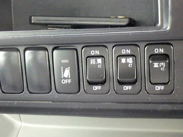 日野デュトロアルミバン小型（2t・3t）[写真24]