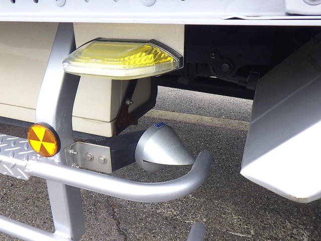 日野デュトロアルミバン小型（2t・3t）[写真27]