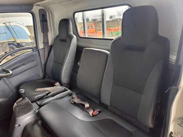 日産アトラス平ボディ小型（2t・3t）[写真15]