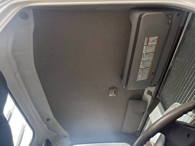 日産アトラス平ボディ小型（2t・3t）[写真18]