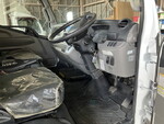 三菱ふそうキャンター平ボディ小型（2t・3t）[写真33]