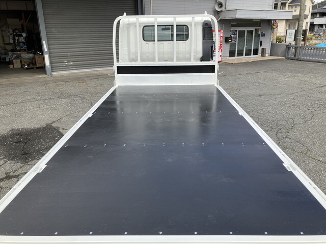 日野デュトロ平ボディ小型（2t・3t）[写真14]