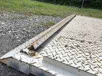 日野デュトロ平ボディ小型（2t・3t）[写真16]