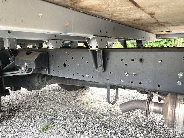 日野デュトロ平ボディ小型（2t・3t）[写真20]