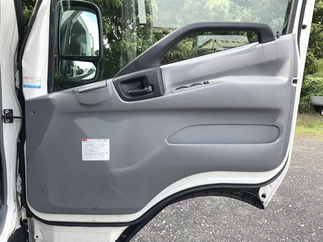 日野デュトロ平ボディ小型（2t・3t）[写真28]