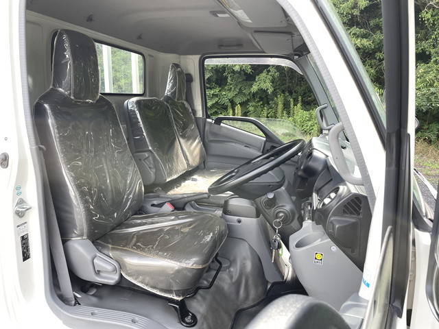 日野デュトロ平ボディ小型（2t・3t）[写真31]