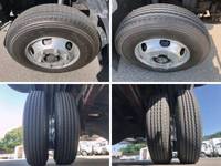 三菱ふそうキャンター平ボディ小型（2t・3t）[写真18]