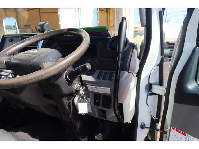 三菱ふそうキャンターダンプ小型（2t・3t）[写真27]