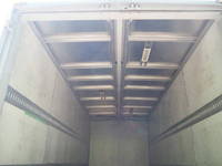 三菱ふそうファイターアルミウイング中型（4t）[写真14]