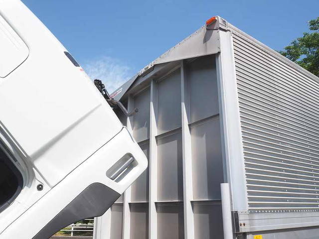 三菱ふそうファイターアルミウイング中型（4t）[写真31]