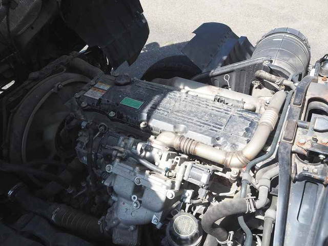 三菱ふそうファイターアルミウイング中型（4t）[写真32]