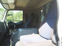 三菱ふそうファイターアルミウイング中型（4t）[写真35]