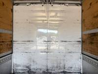 いすゞフォワードアルミウイング中型（4t）[写真08]