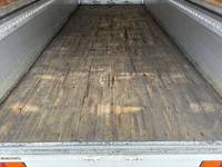 いすゞフォワードアルミウイング中型（4t）[写真09]