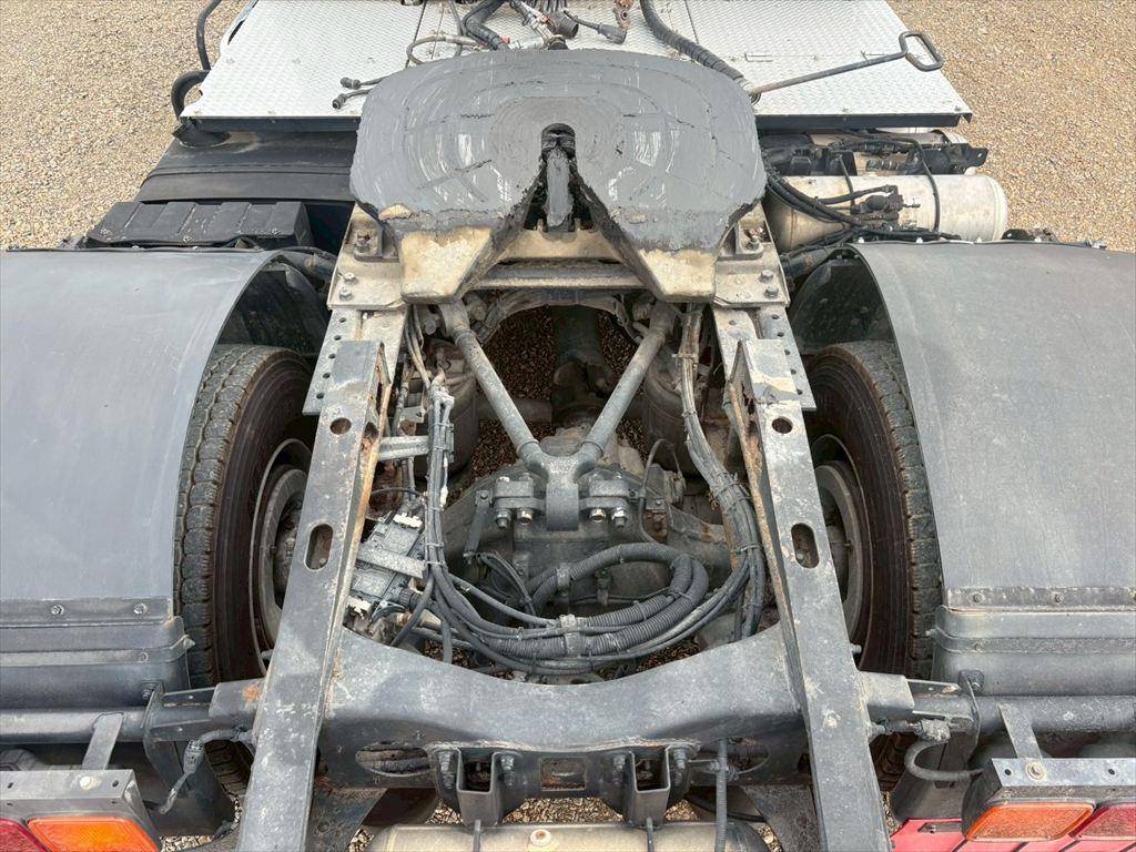 日野プロフィアトレーラーヘッド（トラクターヘッド）大型（10t）[写真06]