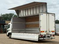 いすゞフォワードアルミウイング中型（4t）[写真11]