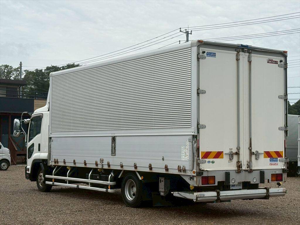 いすゞフォワードアルミウイング中型（4t）[写真03]