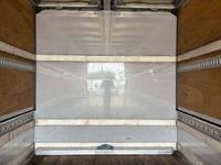 いすゞフォワードアルミウイング中型（4t）[写真07]