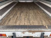 いすゞフォワードアルミウイング中型（4t）[写真08]