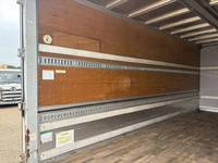 いすゞフォワードアルミウイング中型（4t）[写真09]