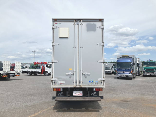 三菱ふそうキャンターアルミバン小型（2t・3t）[写真10]