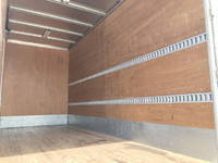 三菱ふそうキャンターアルミバン小型（2t・3t）[写真16]