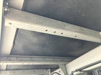 三菱ふそうキャンターアルミバン小型（2t・3t）[写真24]