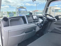 三菱ふそうキャンターアルミバン小型（2t・3t）[写真32]