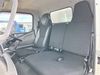 三菱ふそうキャンターアルミバン小型（2t・3t）[写真33]