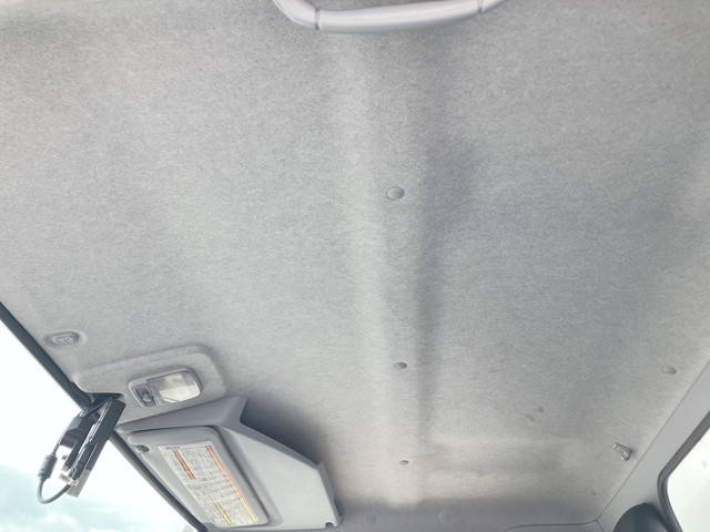 三菱ふそうキャンターアルミバン小型（2t・3t）[写真33]