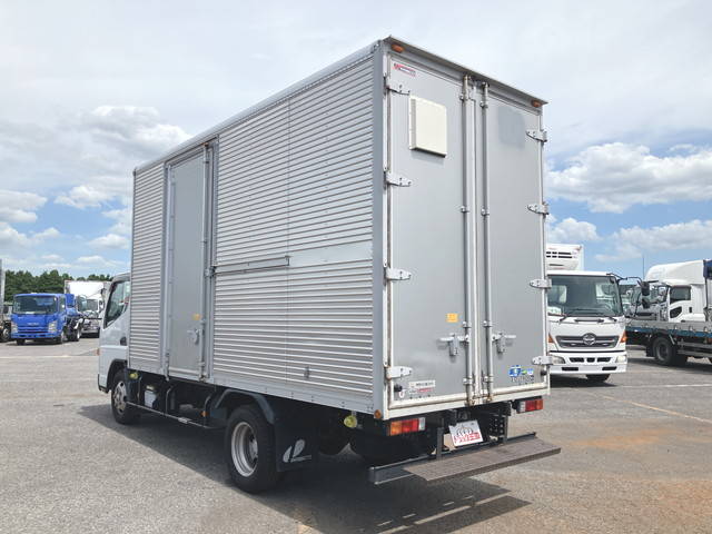 三菱ふそうキャンターアルミバン小型（2t・3t）[写真04]