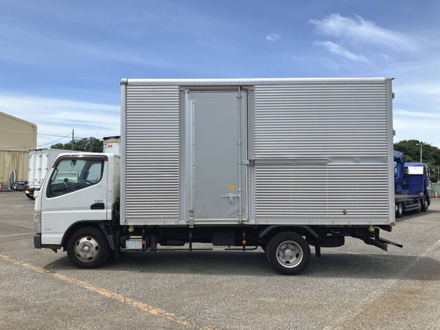 三菱ふそうキャンターアルミバン小型（2t・3t）[写真05]