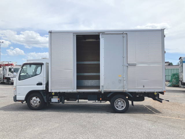 三菱ふそうキャンターアルミバン小型（2t・3t）[写真06]